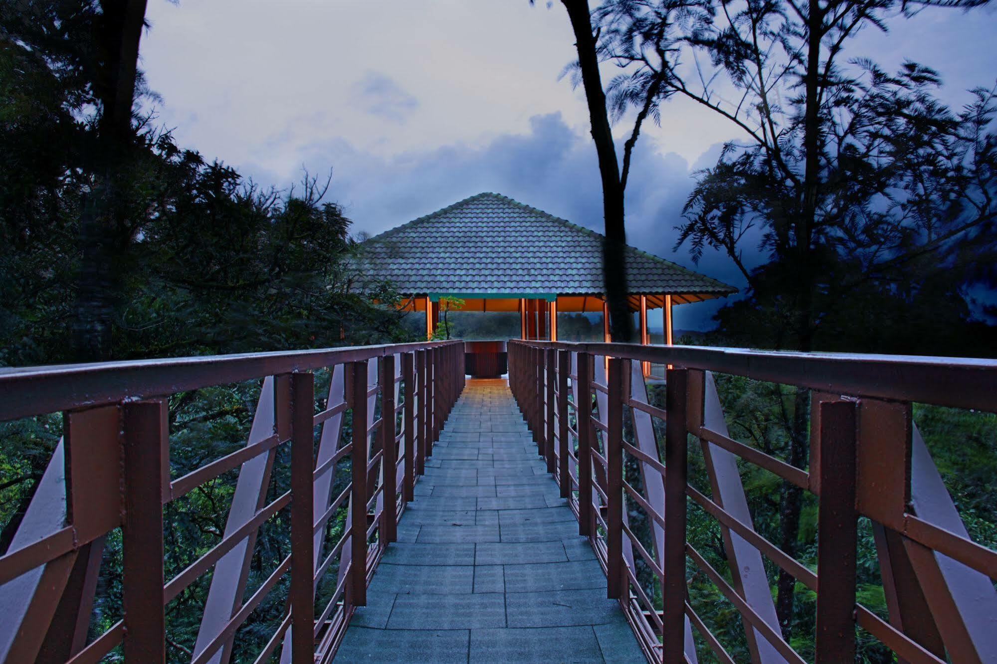 The Ibnii - Eco Luxury Resort Madikeri Exterior foto